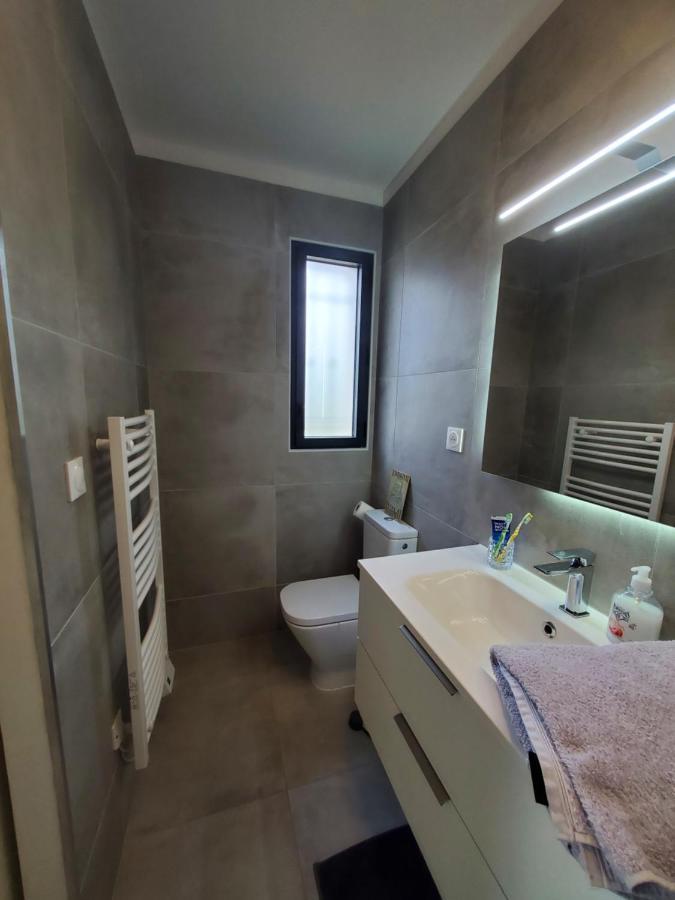 Charmant Studio Moderne Avec Exterieur "Dormir En Provence" Фонтвілль Екстер'єр фото
